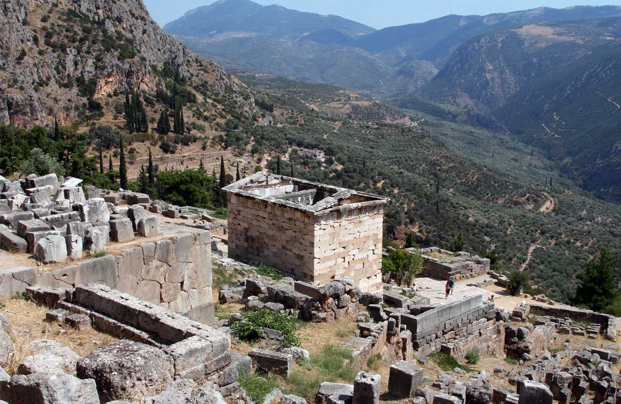 Schatkamer van de Atheners te Delphi (Gr)